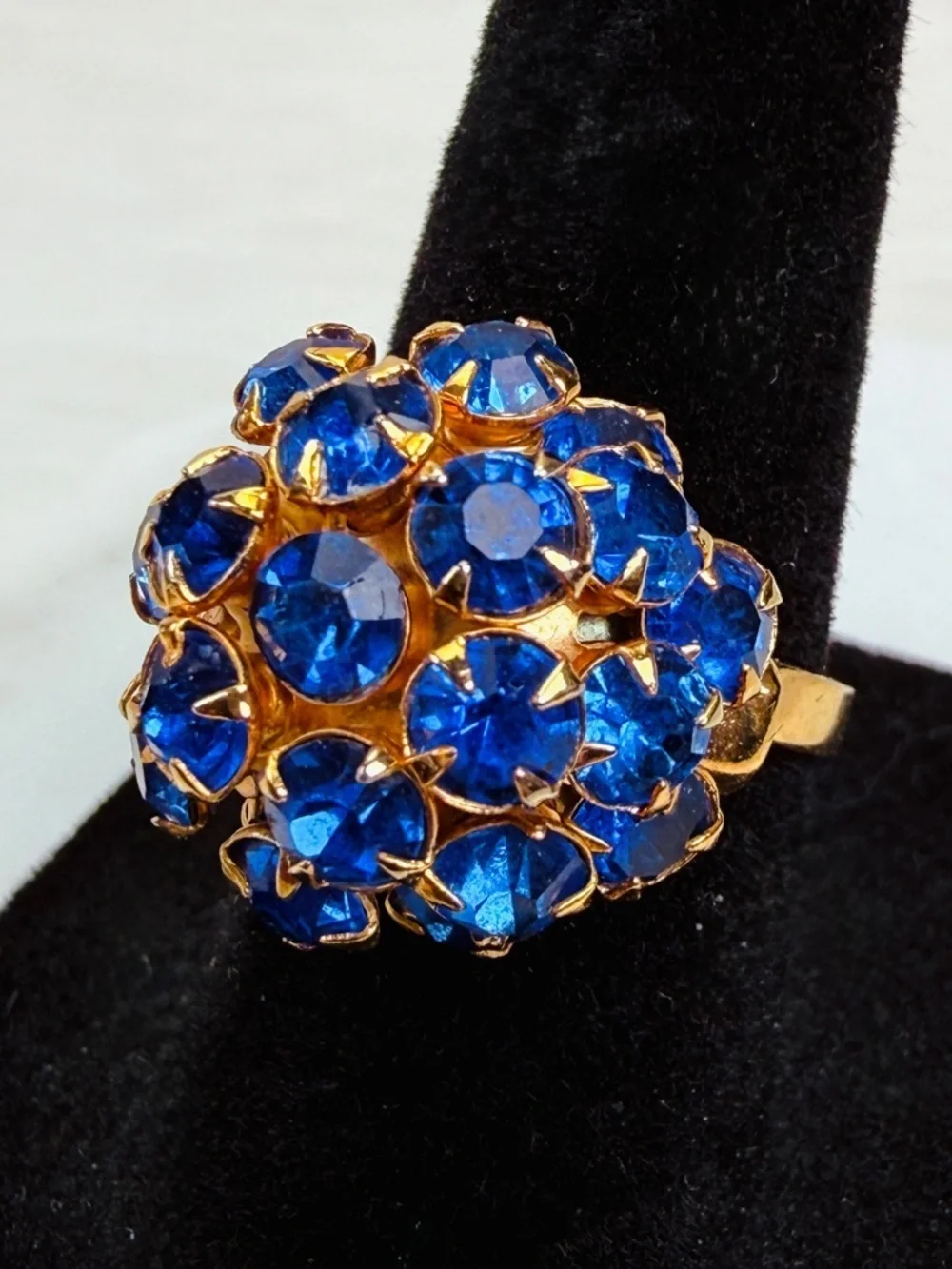 Goldtone Blue Crystal Cluster sz 5.75 Cocktail Ring